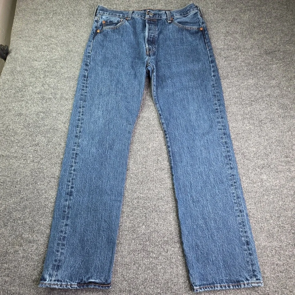 Levi's 501 Original Fit Jeans Mens W34 L32 Blue Denim Button Fly Straight Leg